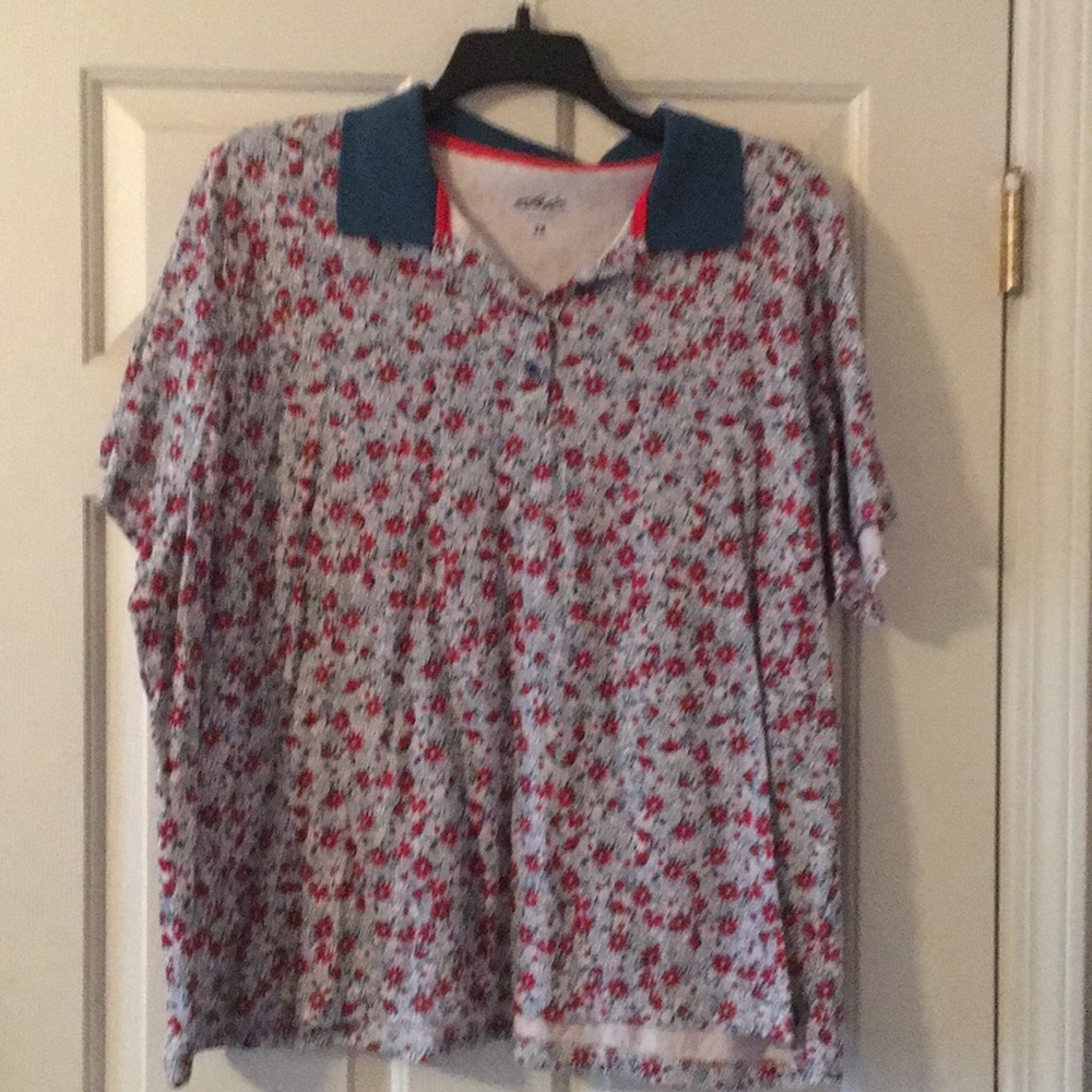 CHIC short sleeve pullover